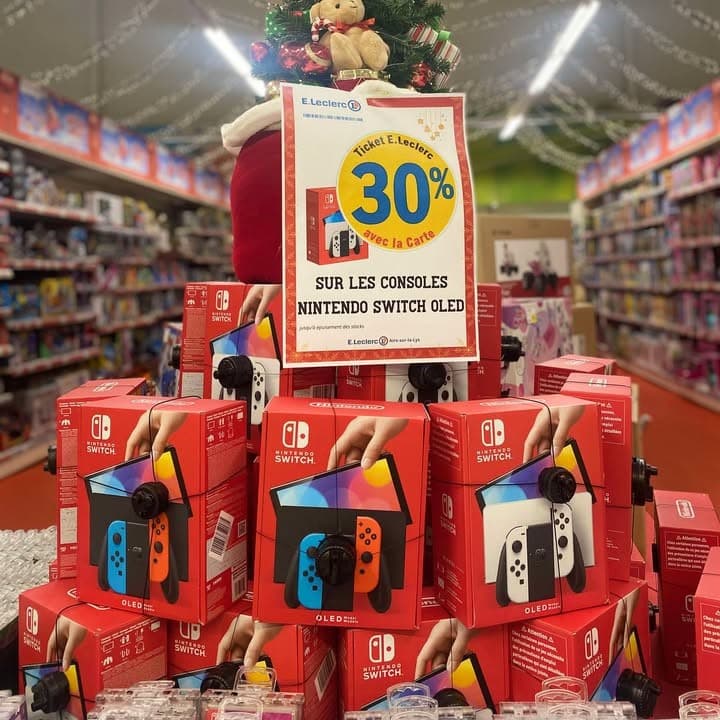 Console Nintendo Switch OLED - Expérience de jeu intense et immersive !